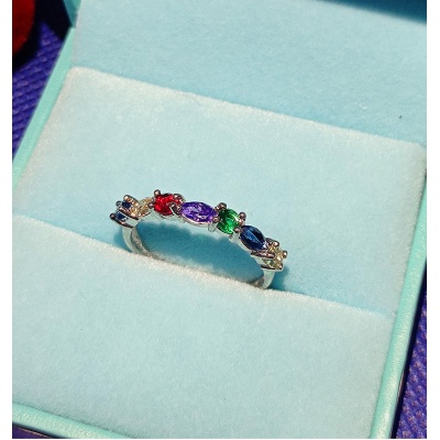 Anillo Galaxy II con circonias cubicas montadas en plata .925 talla 8