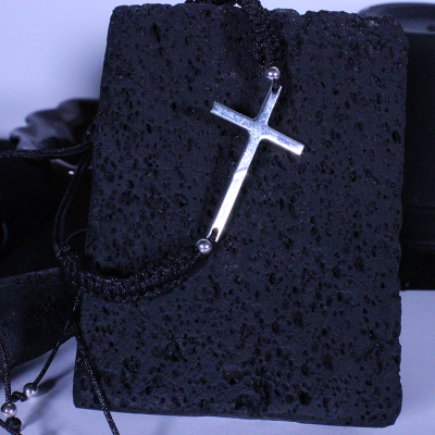 Pulsera de cruz de plata (unisex)