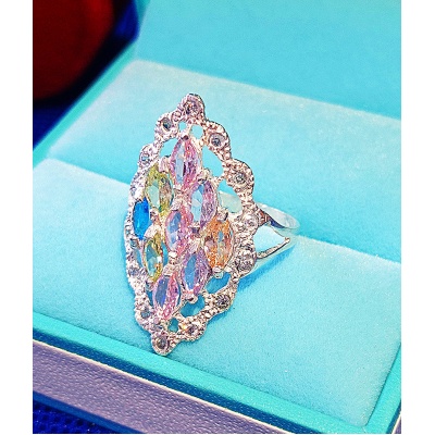 Anillo Perseo con circonias cubicas montadas en plata .925 talla 8.5