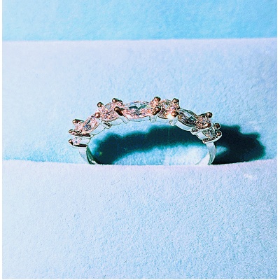 Anillo resplandor con circonias cubicas en plata .925 talla 8.5